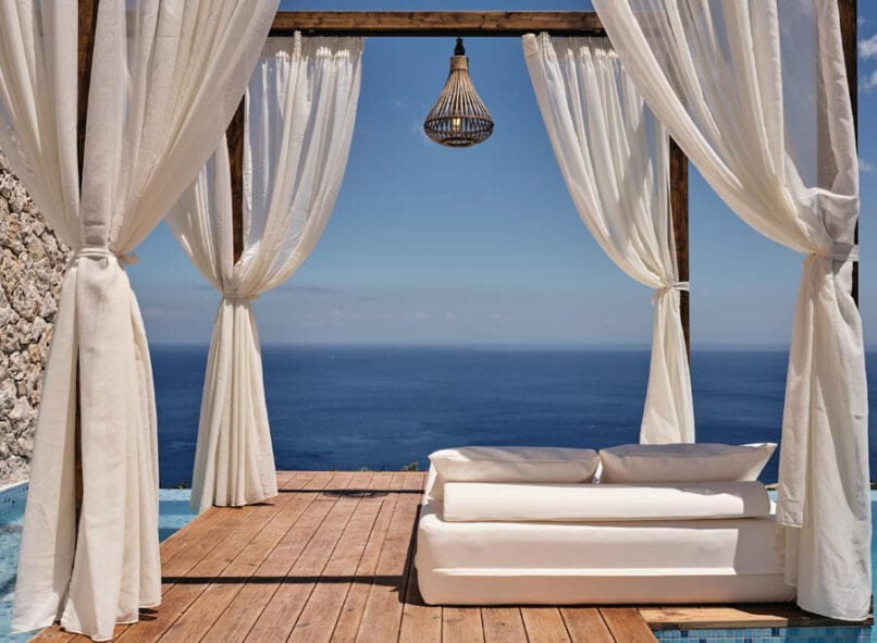 Honeymoon Cave Suites
